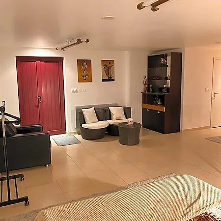 Familiar Zona 3* غيمارايش