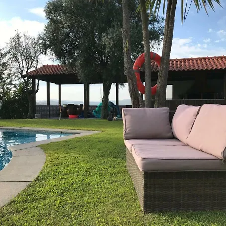 Familiar Zona Гимарайнш