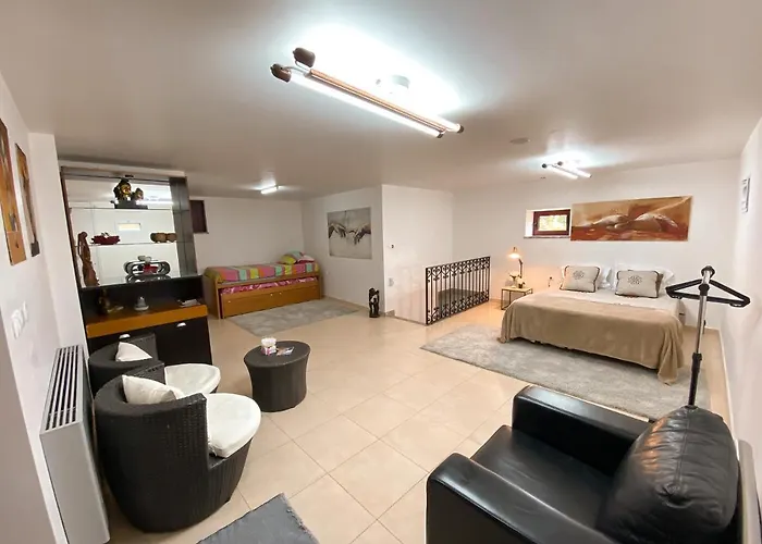 ベッド・アンド・ブレックファスト Familiar Zona ギマランイス