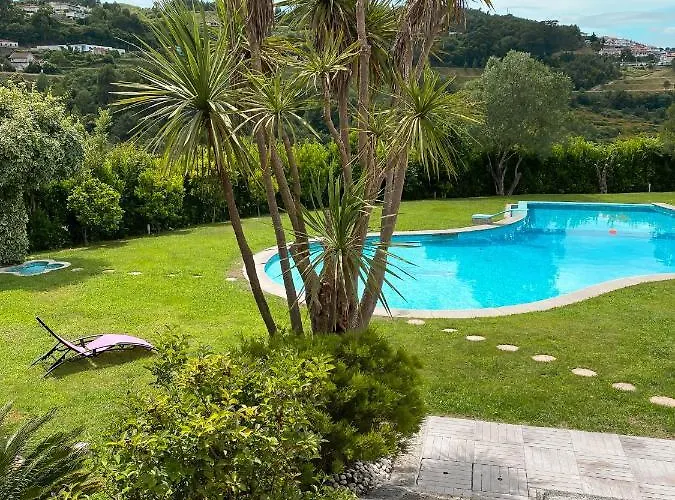 فندق مبيت وإفطار Familiar Zona 3*