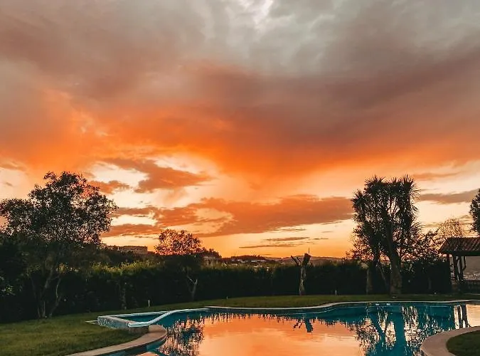 Familiar Zona 3* Guimarães