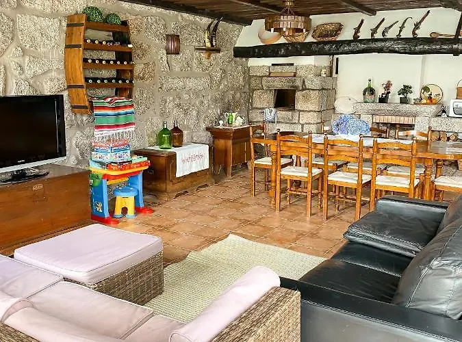 Familiar Zona Alojamento de Acomodação e Pequeno-almoço Guimarães