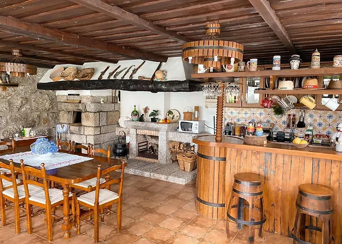 Familiar Zona ベッド・アンド・ブレックファスト ギマランイス